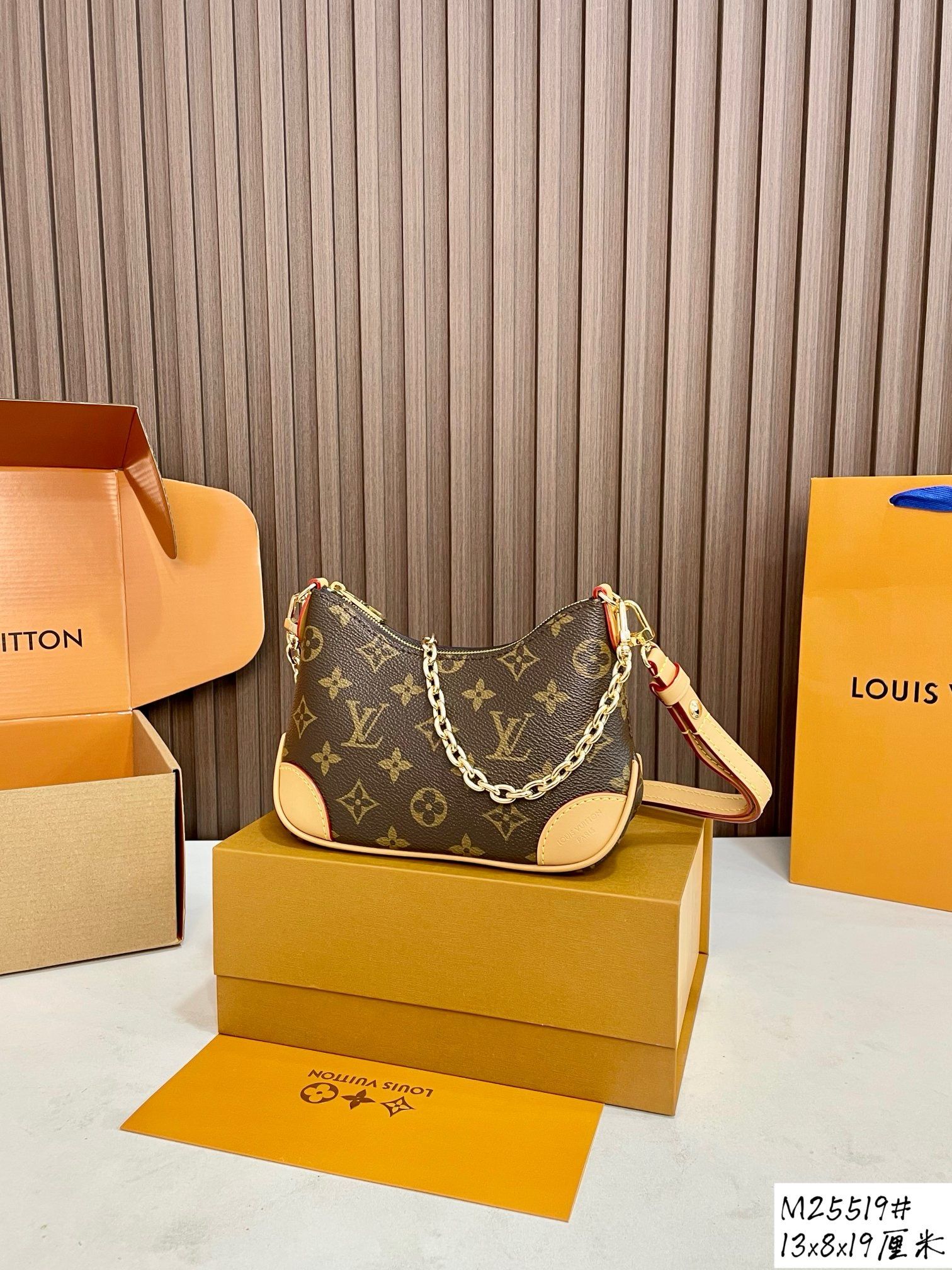 Bolso LV M25519 (13*8*19cm)