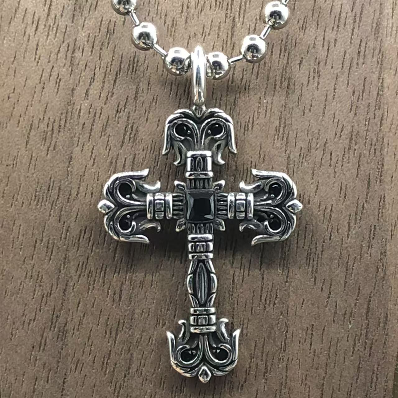 Gargantilla Chrome Hearts GCH-052